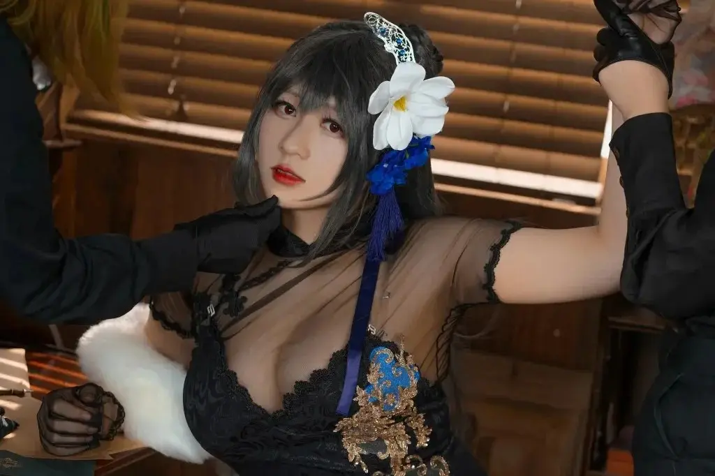 zyra秋cos碧蓝航线图片集