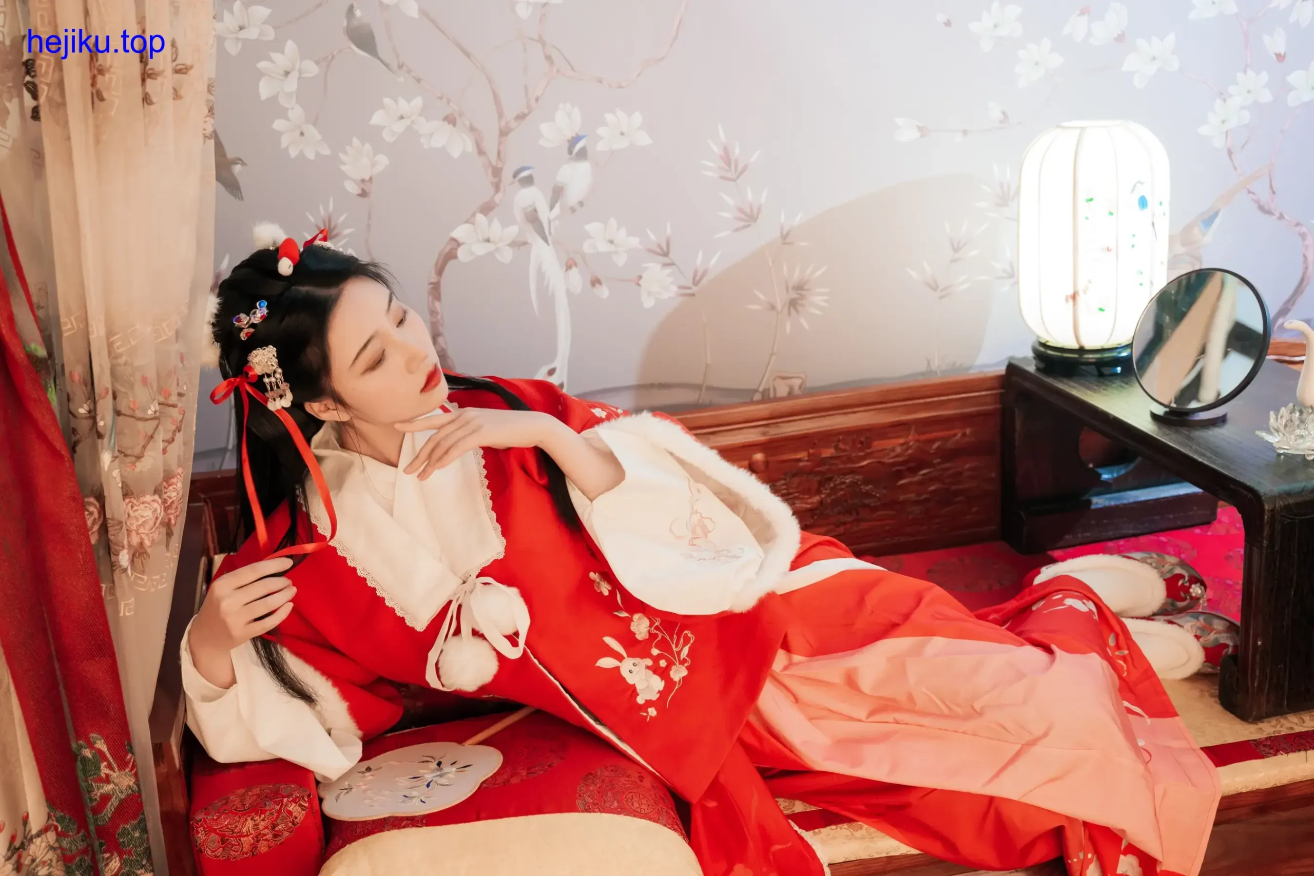 NNian年年古装霓裳写真