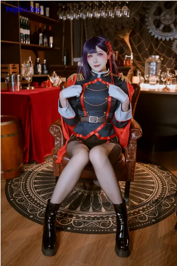 软萌兔胖胖min角色扮演 软萌兔胖胖min角色扮演作品 可爱系服装搭配温暖色调 展现出纯真气质