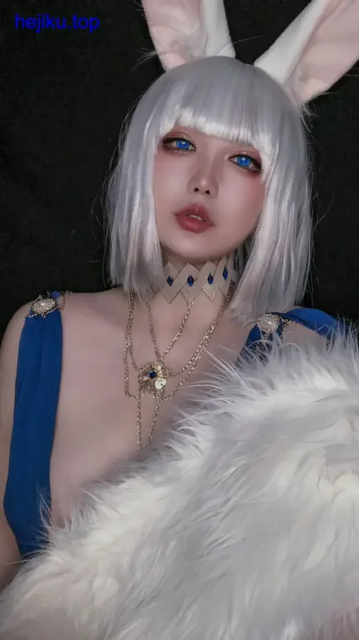 高清椒妮佐仁图集展示 椒妮佐仁高清图集,服装细节和表情管理都很到位