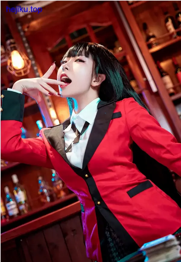 虎森森cos蛇喰梦子装扮