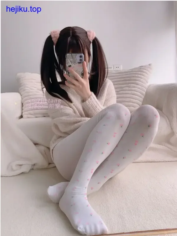 宅绘子最新照片展示 宅绘子cos作品,风格独特不网红,角色演绎有自己的味道