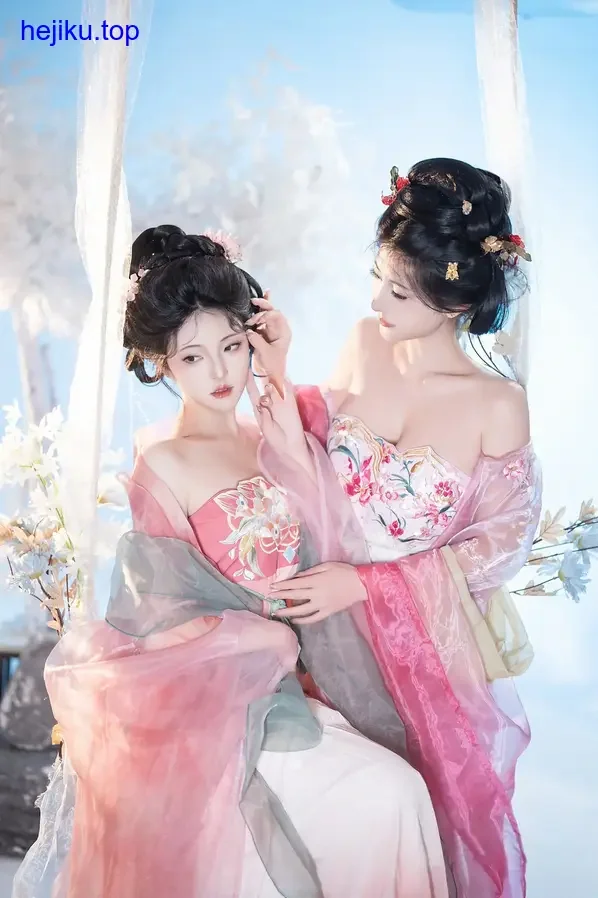 Natsuko夏夏子大尾巴猫系列作品