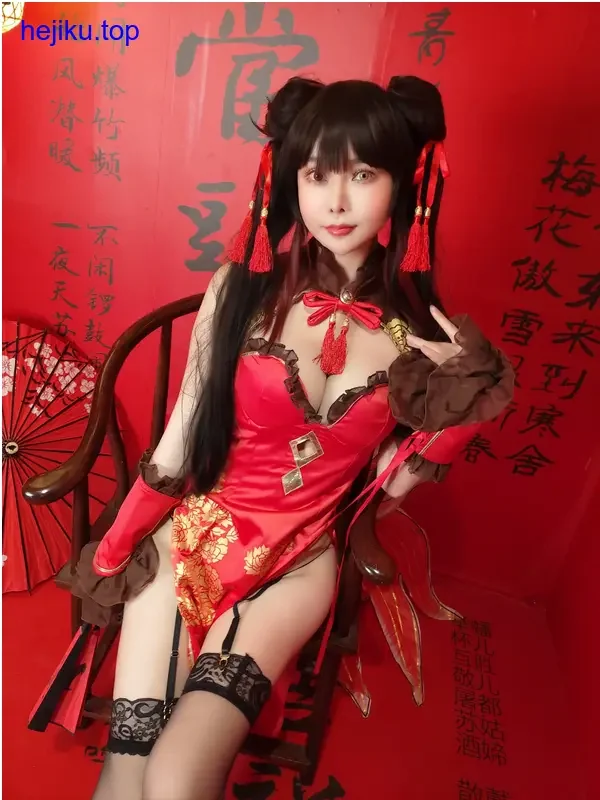 亚马逊鲺鱼鱼人装扮 亚马逊鲺鱼这套鱼人cos的细节和氛围都让人印象深刻