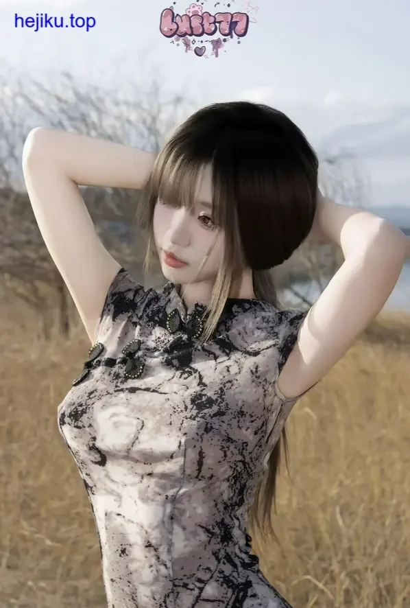 柒柒沙漠埃及猫姿势