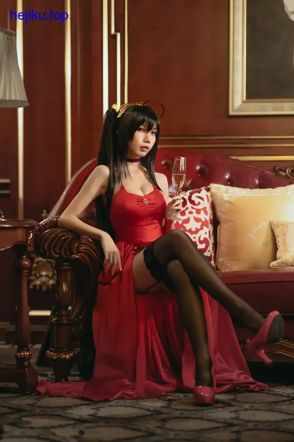 迷失人形QUQ泥岩站在碎石废墟中的全身照，铠甲旧化和场景融合度极高