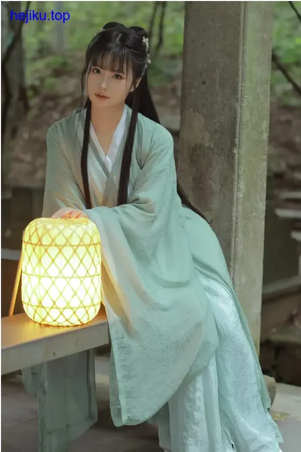 白莉爱吃巧克力cos与巧克力