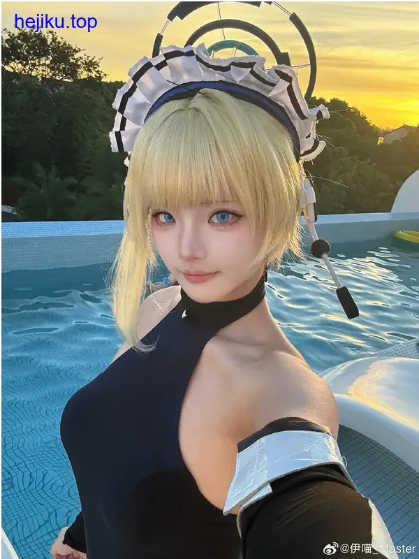 伊喵_master-水银灯复古客厅