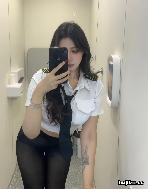 鹅鹅的造型切换术 制服、萌系、轻熟三招全收