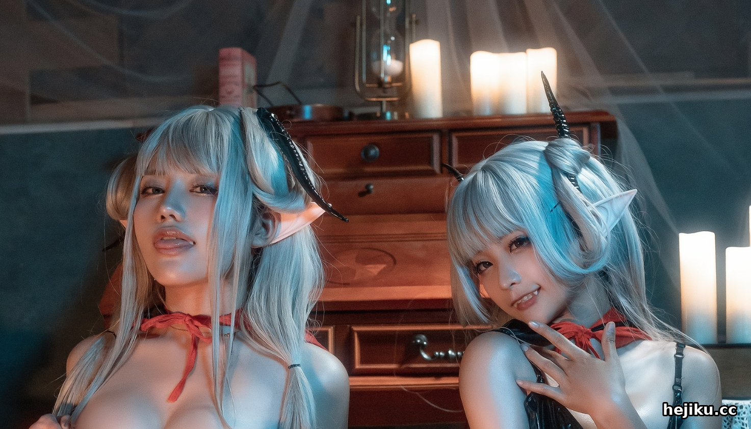 蠢沫沫与一笑芳香沁的“双子吸血鬼” 这套哥特风Cosplay到底有多绝